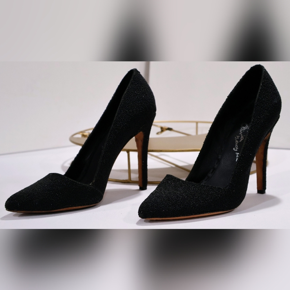 Alice + Olivia Dina Black Caviar Beaded Pointy Toe Heels Pumps - Picture 7 of 10